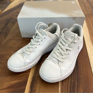 On Cloud The Roger Advantage size 8